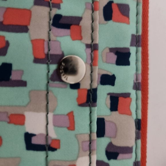 New Fossil Key-Per Wristlet Wrist Wallet  Canvas  Zip Around NWT Teal Coral - Picture 2 of 10